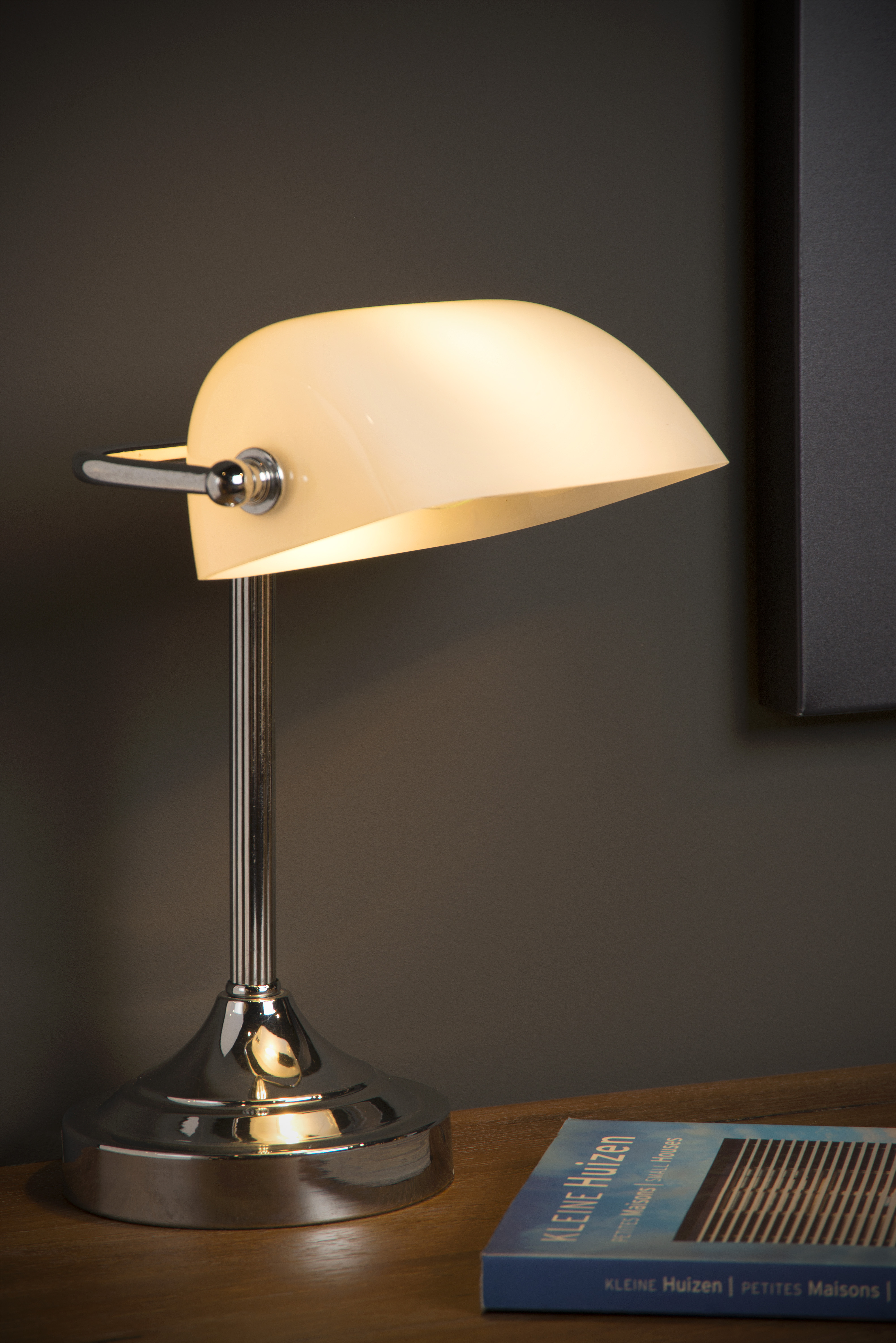 Bankers store desk lamp